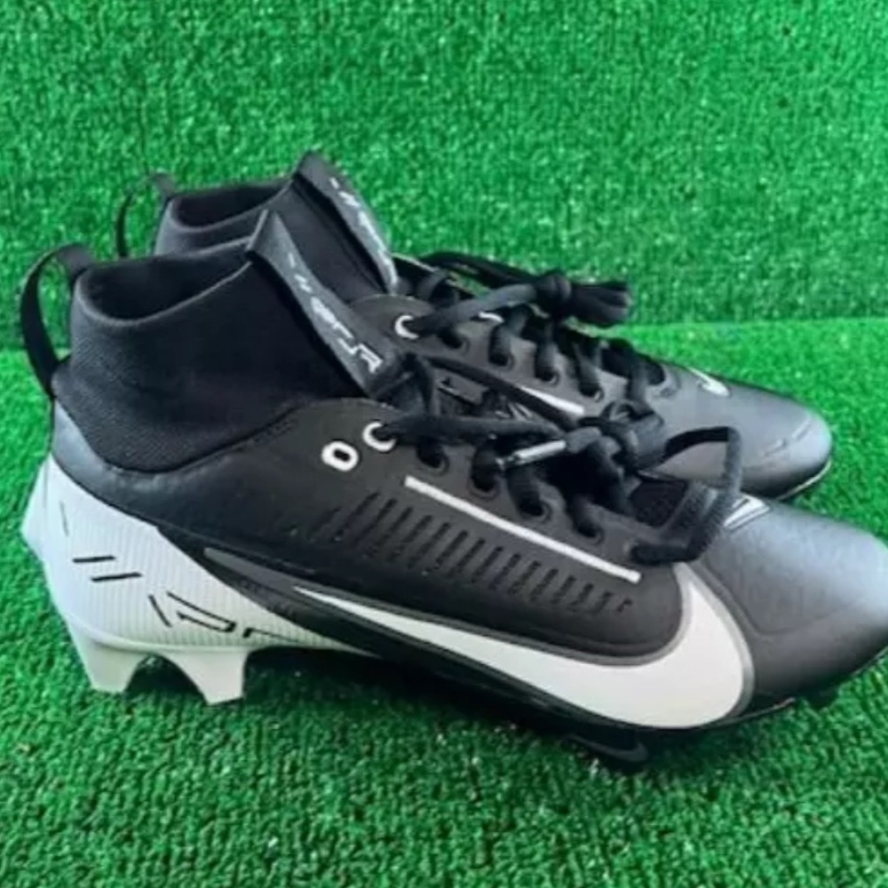Nike Vapor Edge Pro 360 2 Football Cleats Mens 9.5 Black White Shoes DA5456-001